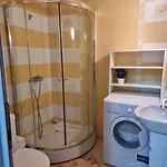 Domus Extra דירה *