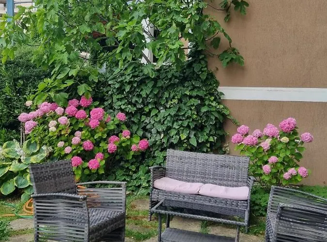 Domus Extra Sveti Vlas